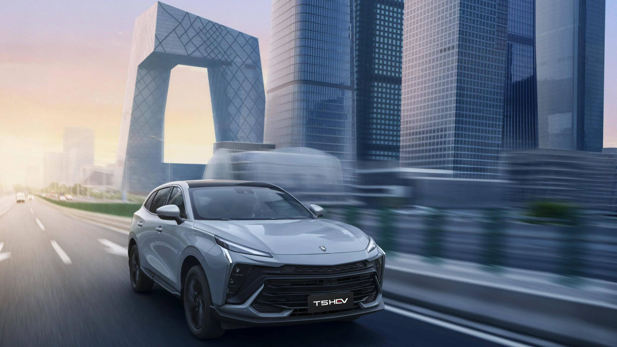 T5 HEV Exterior
