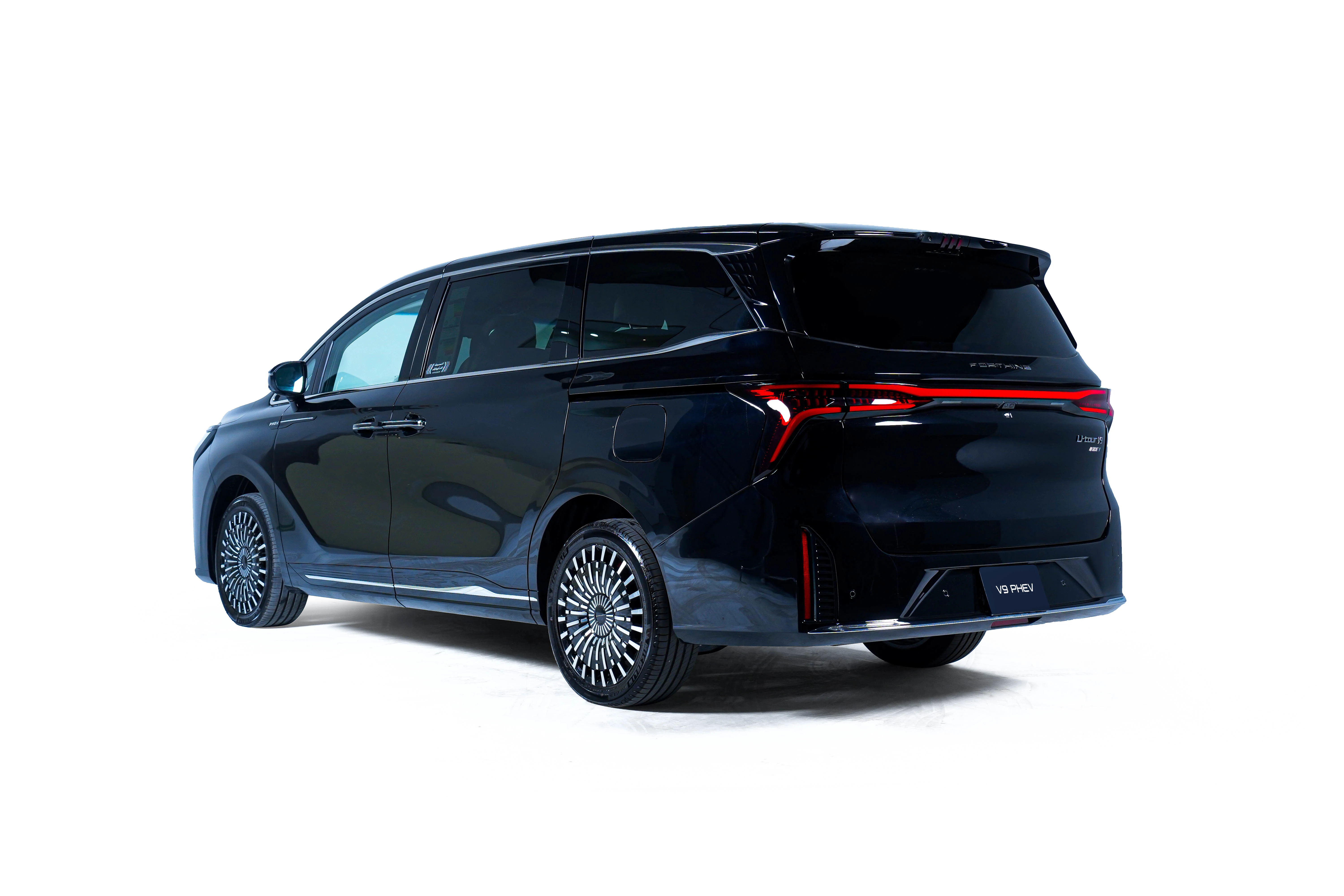 V9 Guardian Edition Exterior